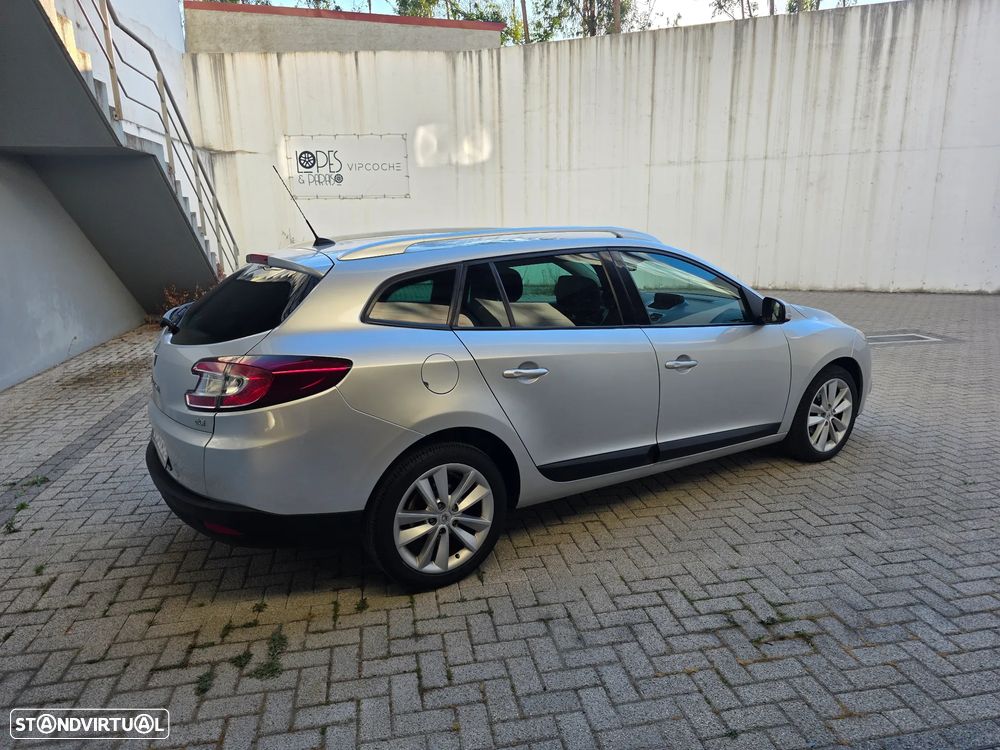 Renault Mégane Sport Tourer 1.5 dCi Dynamique S - 11