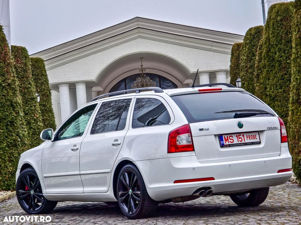 Skoda Octavia 2.0 TDI RS - 12