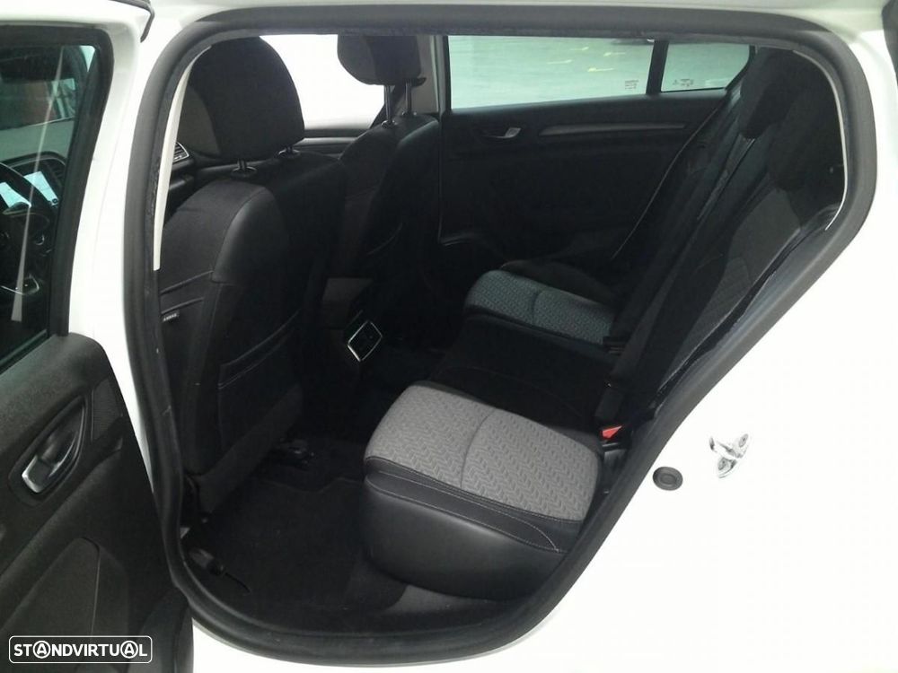Renault Mégane Sport Tourer 1.5 Blue dCi Limited - 6