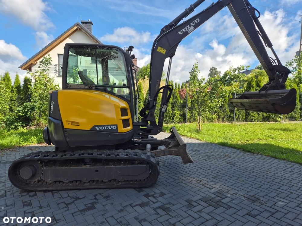 Volvo ECR50D - 9