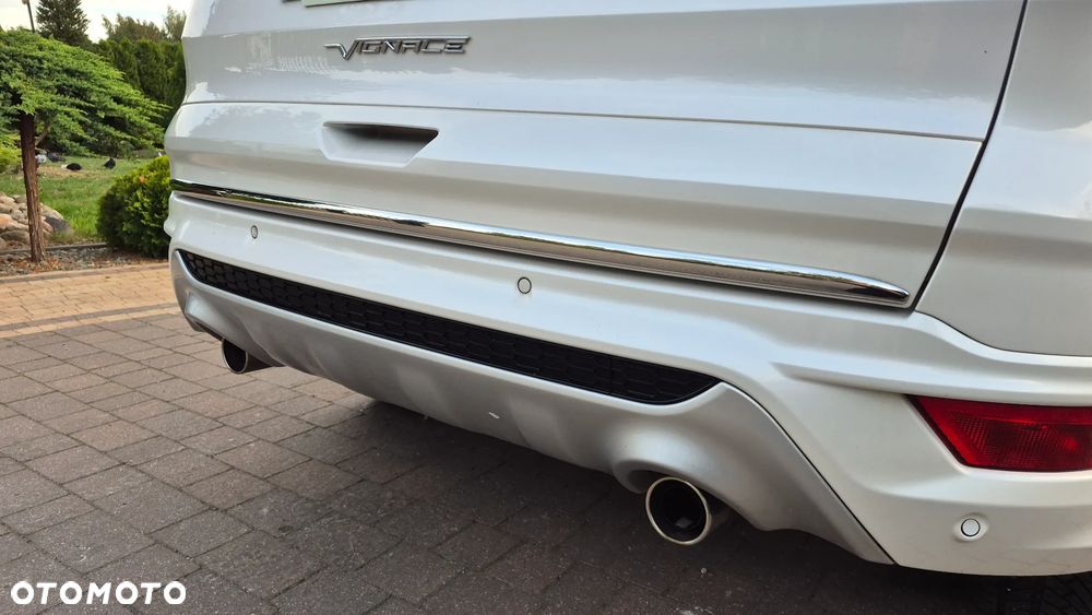 Ford Kuga 2.0 TDCi 2x4 Vignale - 39