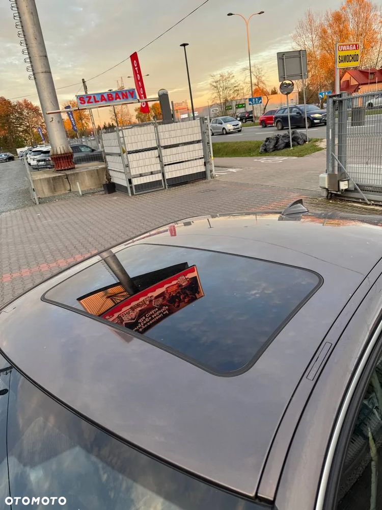 BMW Seria 3 328i Sport-Aut - 10