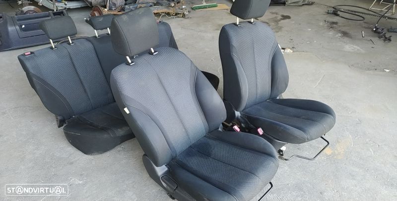 Conjunto De Bancos Mazda 2 (De_, Dh_) - 3