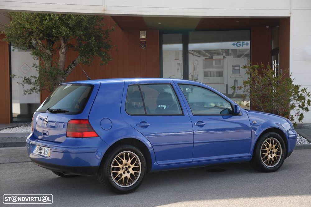 VW Golf 1.9 TDi Confortline - 4