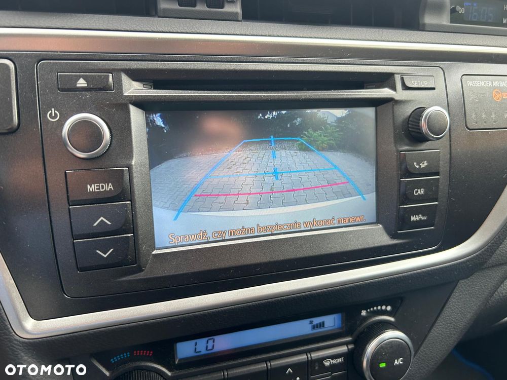 Toyota Auris - 30