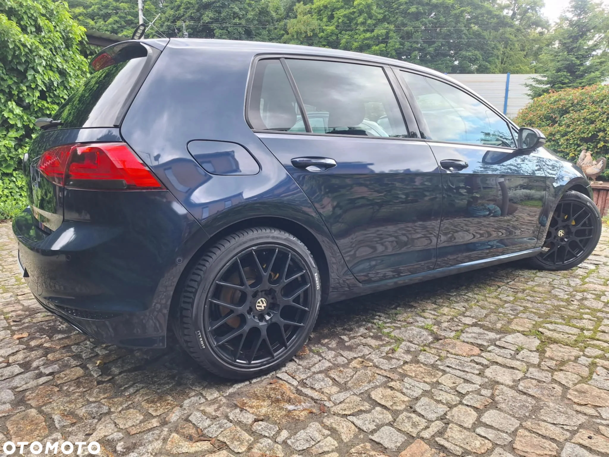 Volkswagen Golf - 6