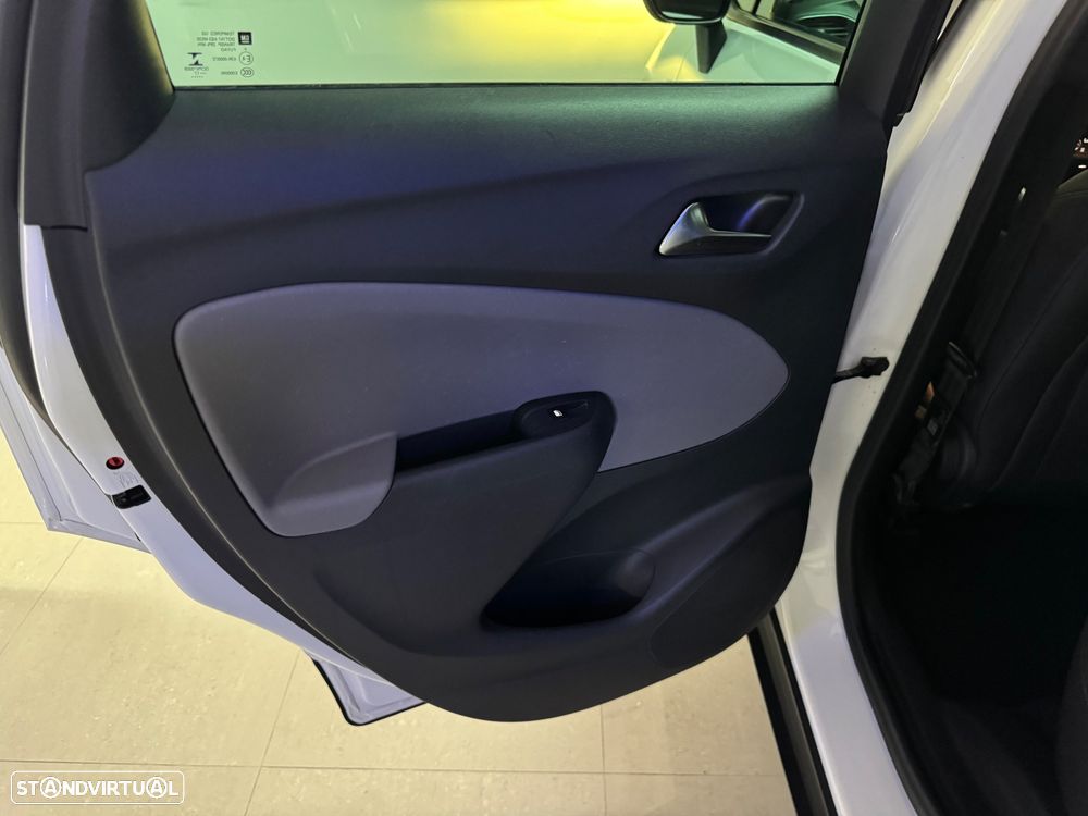 Opel Crossland X 1.2 T Innovation - 40