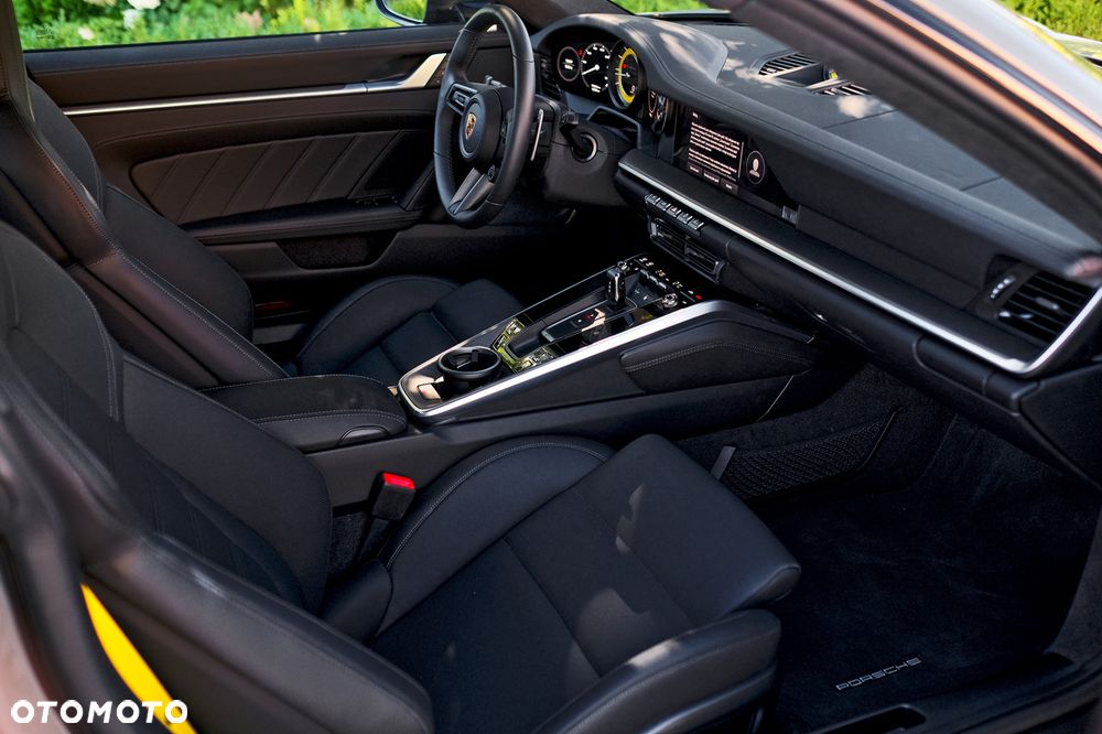 Porsche 911 Turbo S - 20