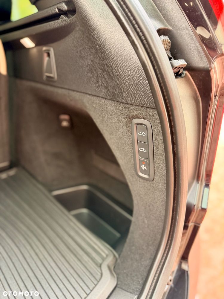 Volvo XC 90 - 6