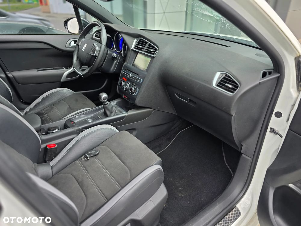 DS Automobiles DS 4 Crossback - 8