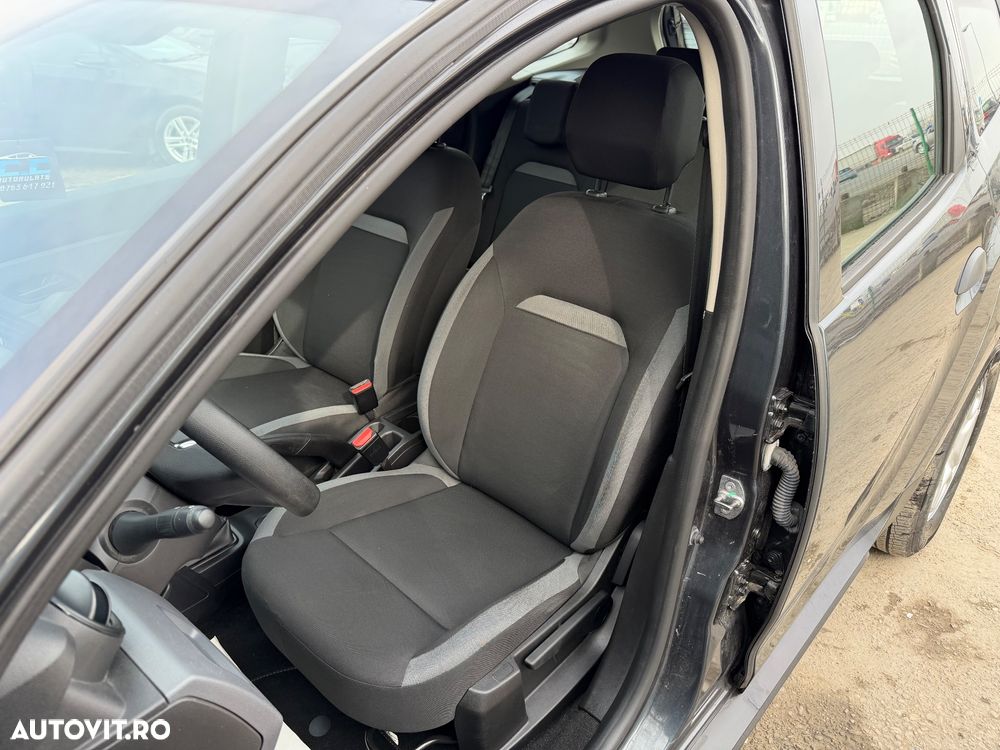 Dacia Duster SCe 115 2WD Essential - 13