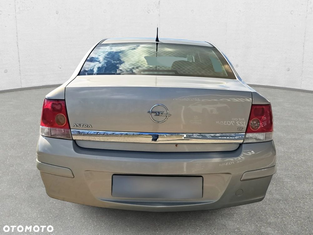 Opel Astra 1.6 Enjoy - 6
