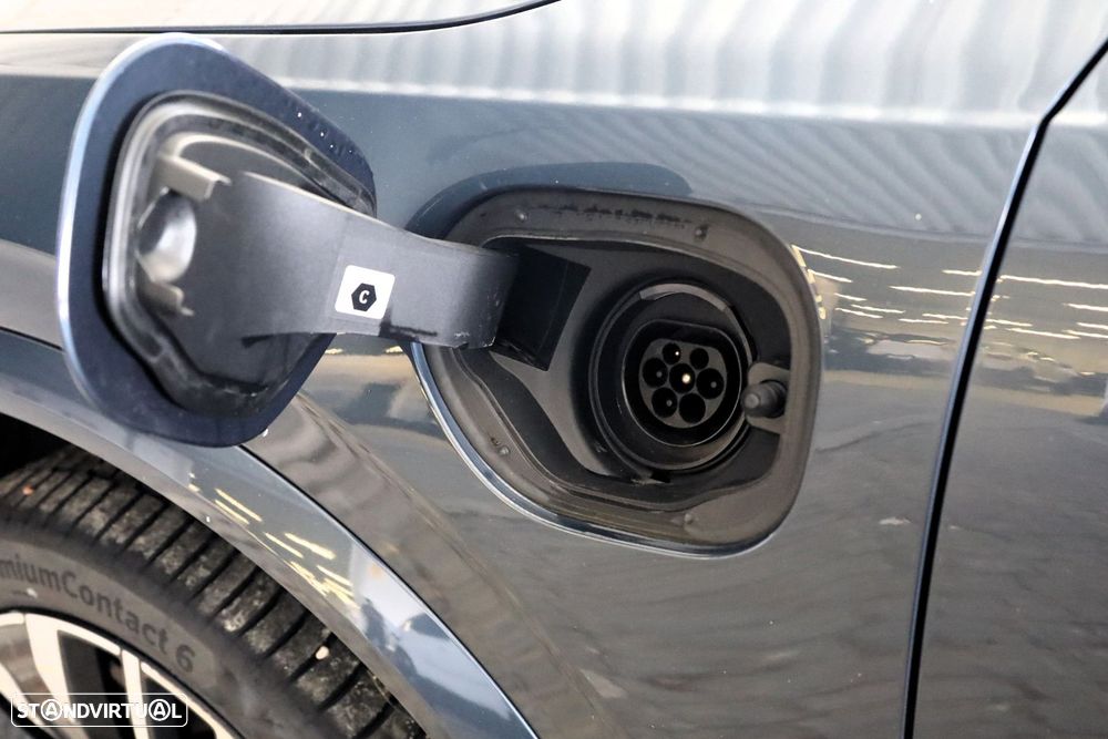 Volvo XC 90 2.0 T8 PHEV Plus Dark AWD - 5