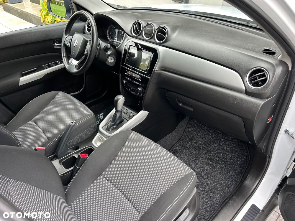 Suzuki Vitara 1.6 Premium 2WD - 22