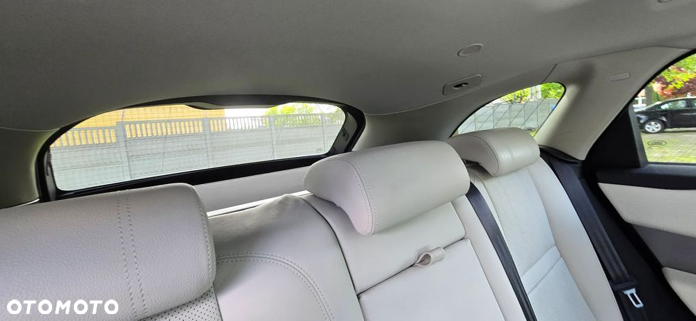 Land Rover Range Rover Velar 2.0 P250 SE - 25