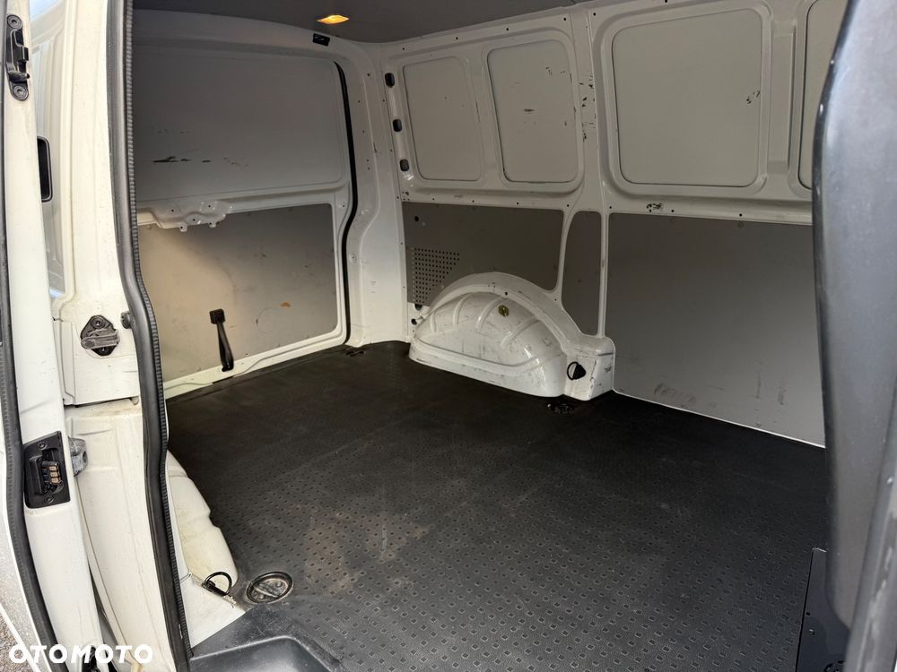 Volkswagen T6 - 18