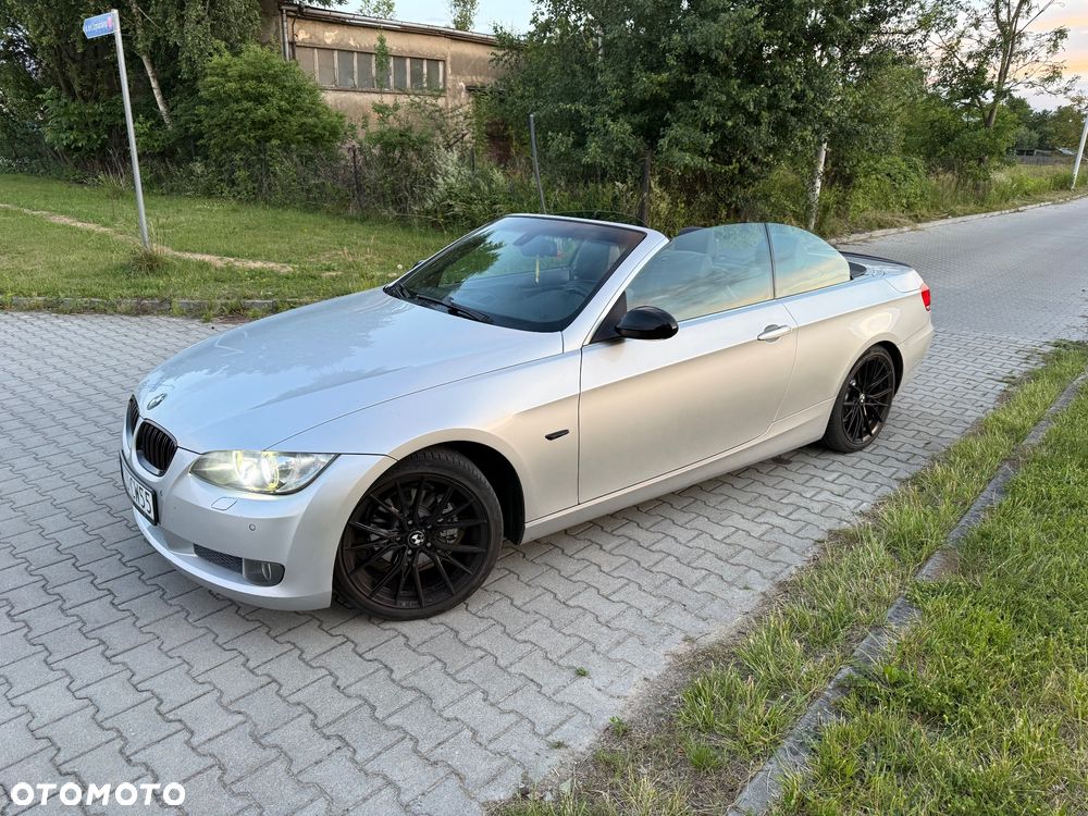 BMW Seria 3 320i - 9
