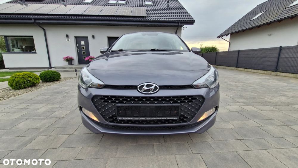 Hyundai i20 1.2 Trend - 21