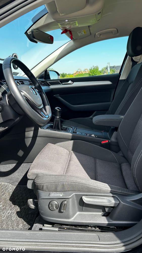 Volkswagen Passat 1.5 TSI EVO Comfortline - 9
