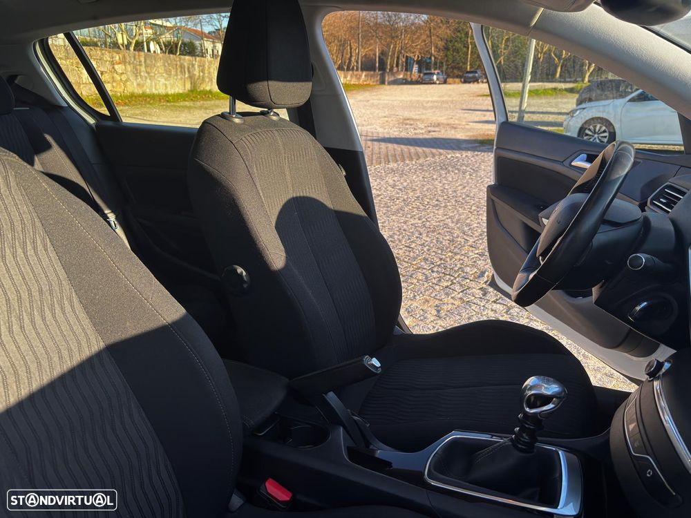 Peugeot 308 1.6 e-HDi Active - 13