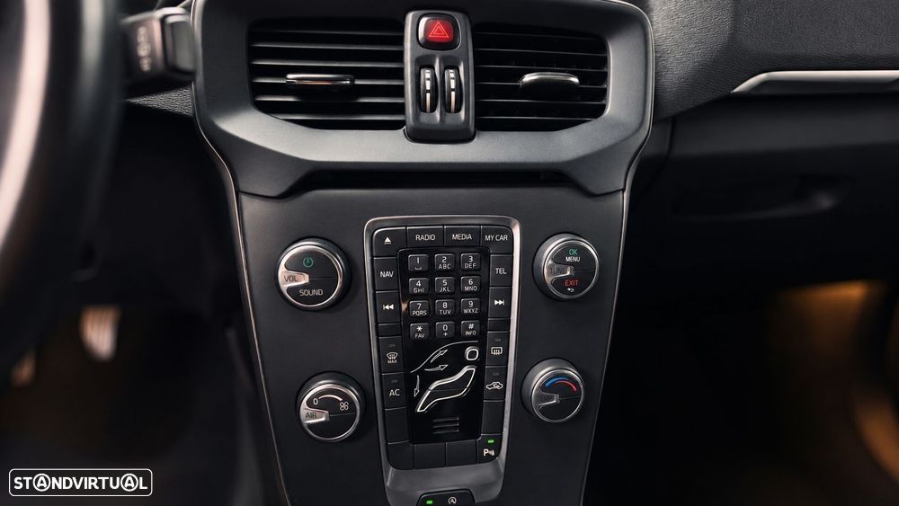 Volvo V40 - 12
