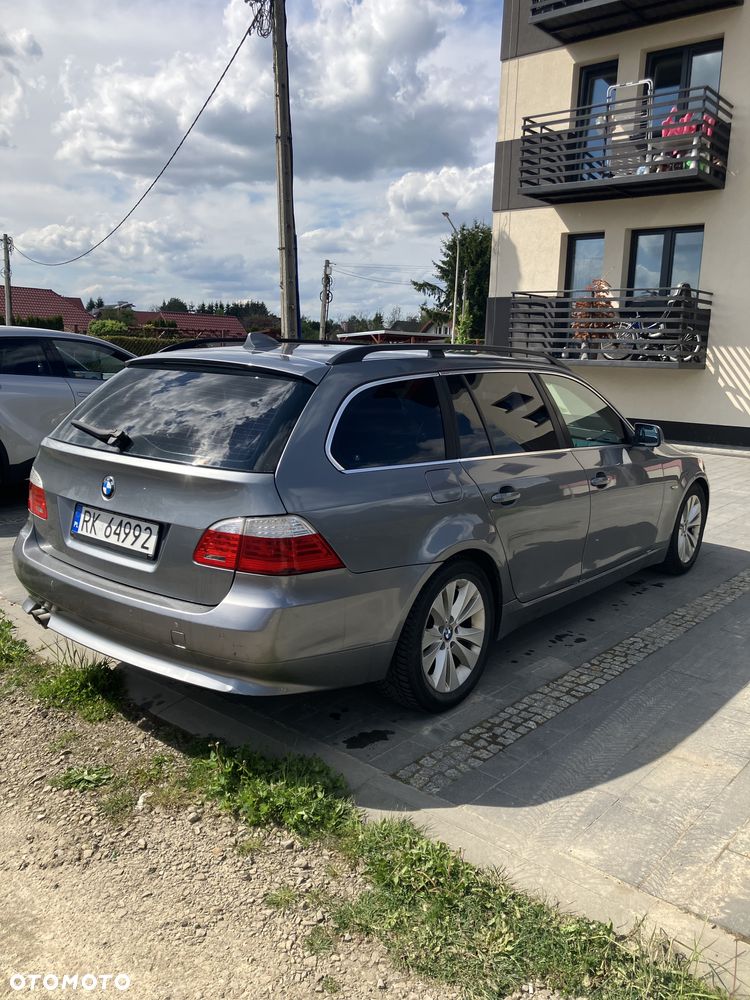 BMW Seria 5 525d - 3