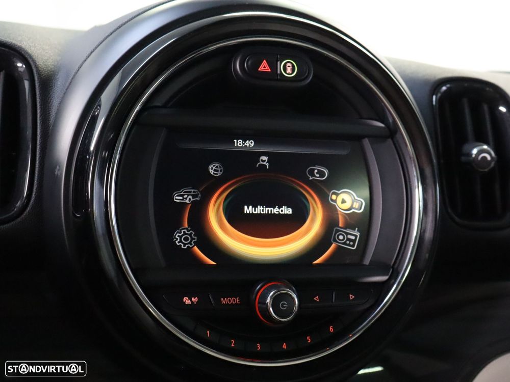 MINI Countryman Cooper D ALL4 Auto - 13