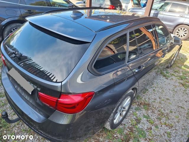 BMW Seria 3 320d xDrive - 3