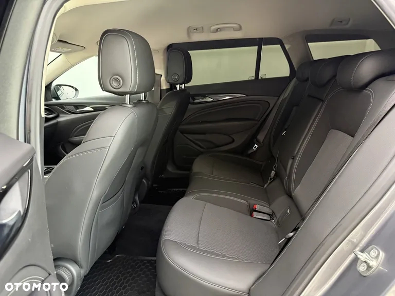 Opel Insignia Sports Tourer 2.0 Diesel Innovation - 25