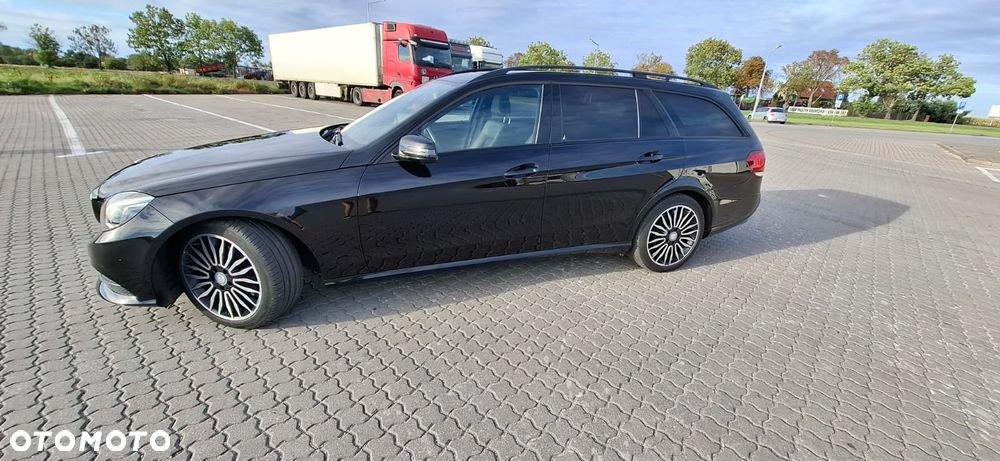 Mercedes-Benz Klasa E 220 BlueTEC 9G-TRONIC - 13