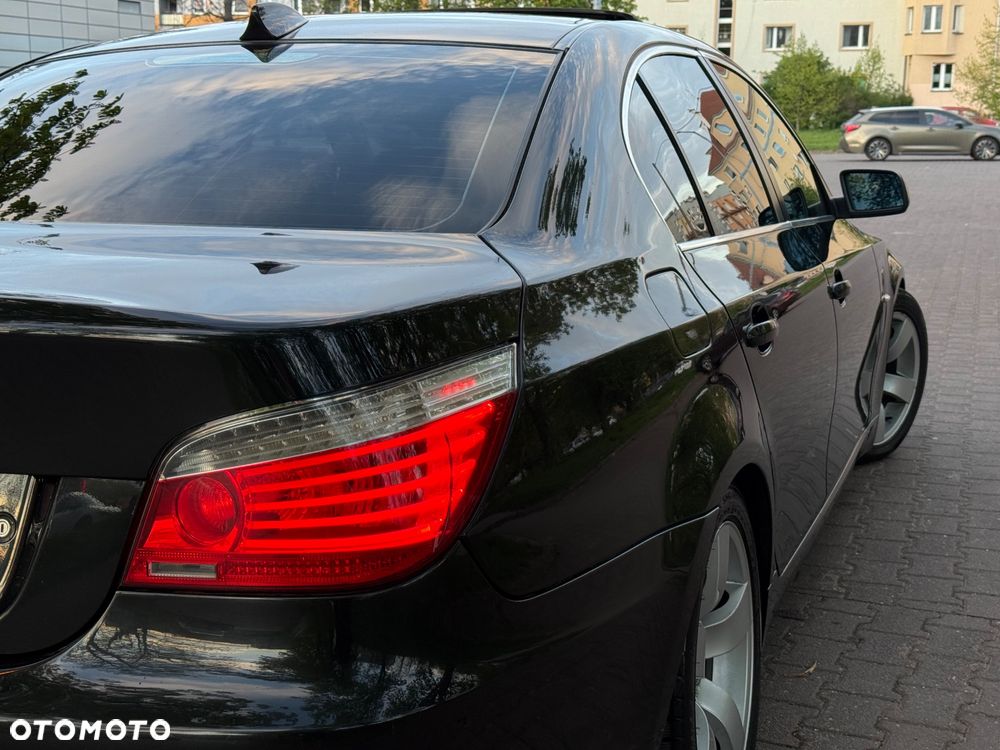 BMW Seria 5 525d Edition Exclusive - 28