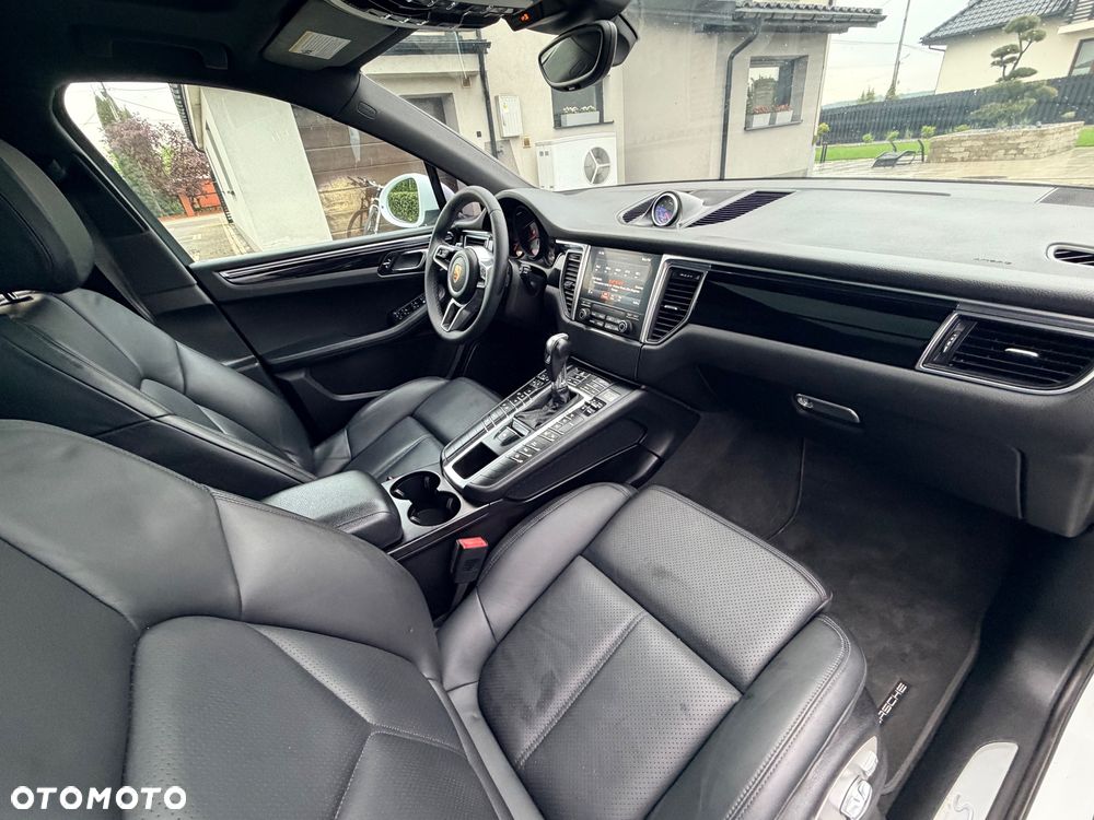 Porsche Macan S - 21