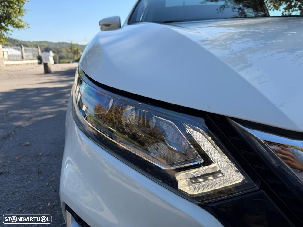 Nissan Qashqai 1.3 DIG-T MHEV Premiere Edition - 18