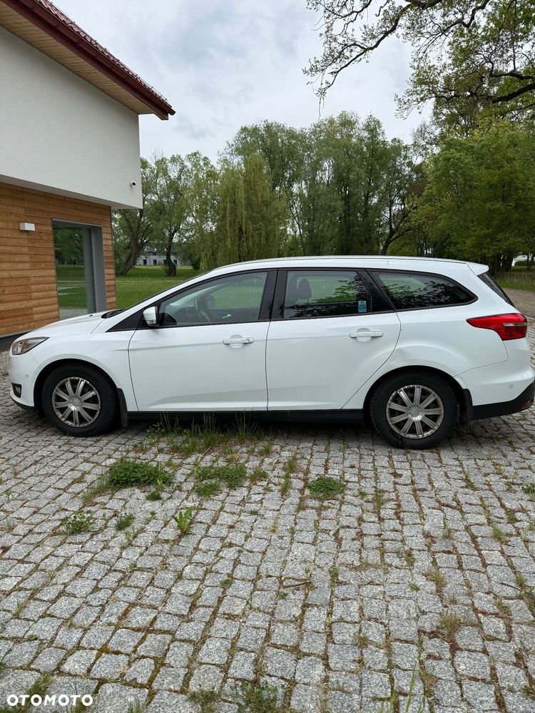 Ford Focus 1.6 TDCi Edition - 4