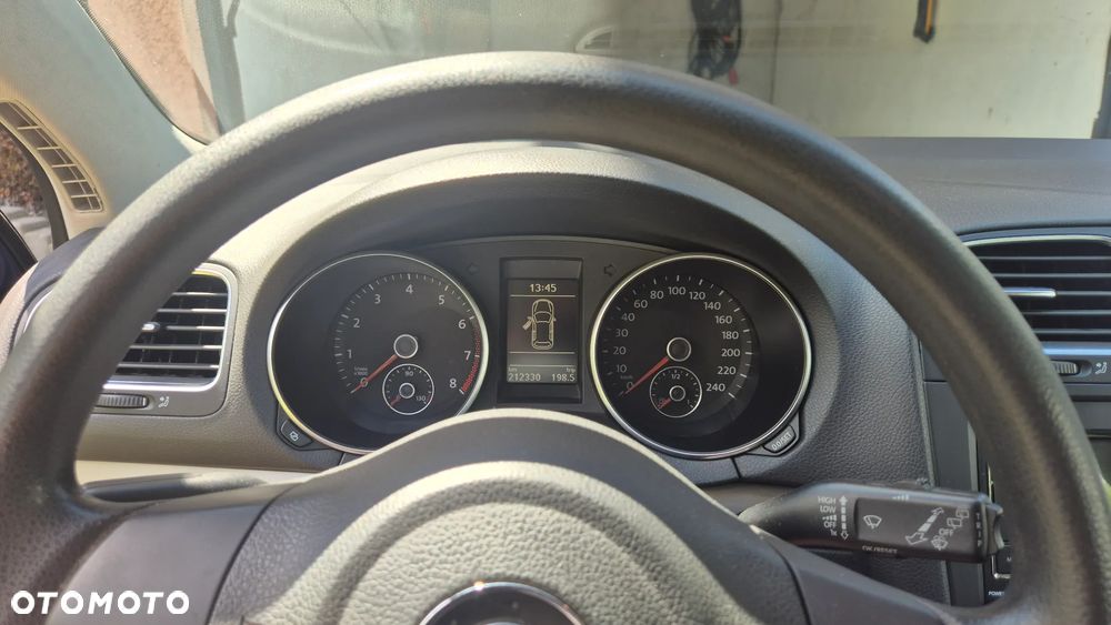 Volkswagen Golf 1.6 Trendline - 19