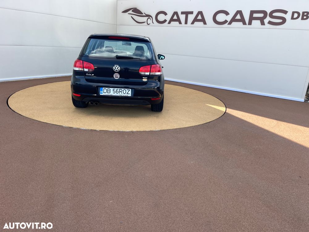 Volkswagen Golf - 14