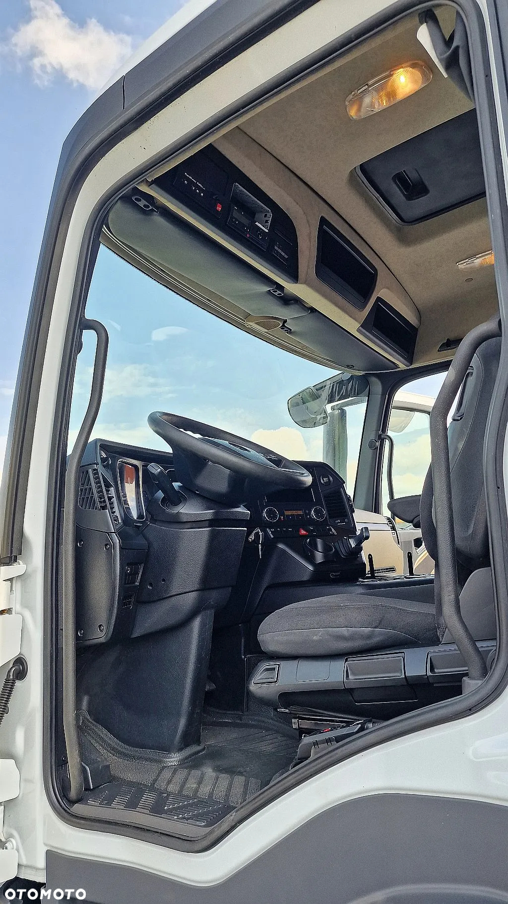 Mercedes-Benz Actros 1832 Euro-6 4x2 Hds /Pilot/Kiper/Wywrot - 29
