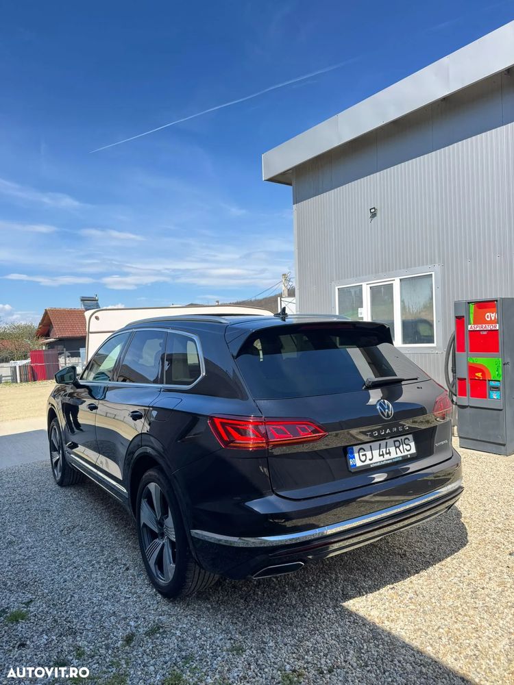 Volkswagen Touareg - 8