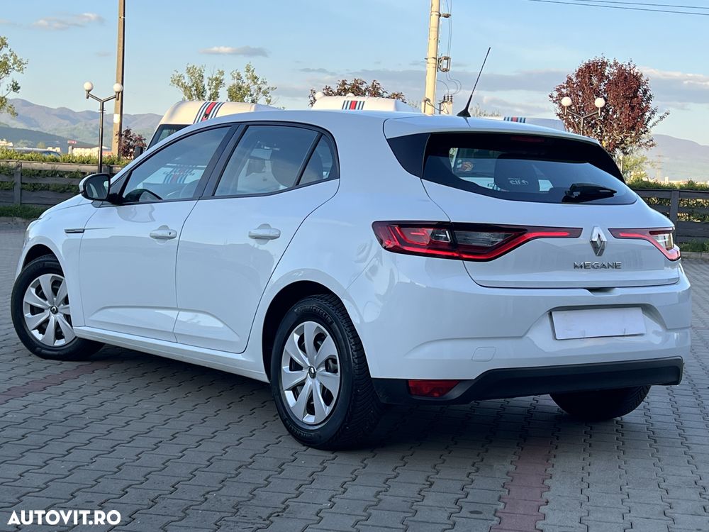 Renault Megane BLUE dCi 115 EQUILIBRE - 14
