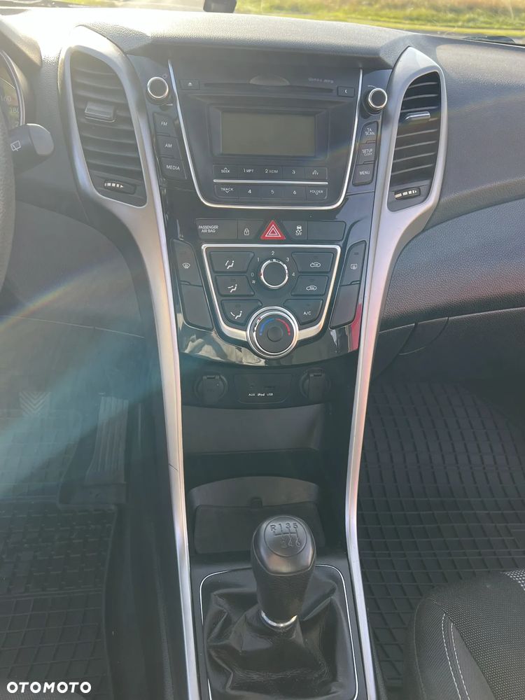 Hyundai i30 - 17