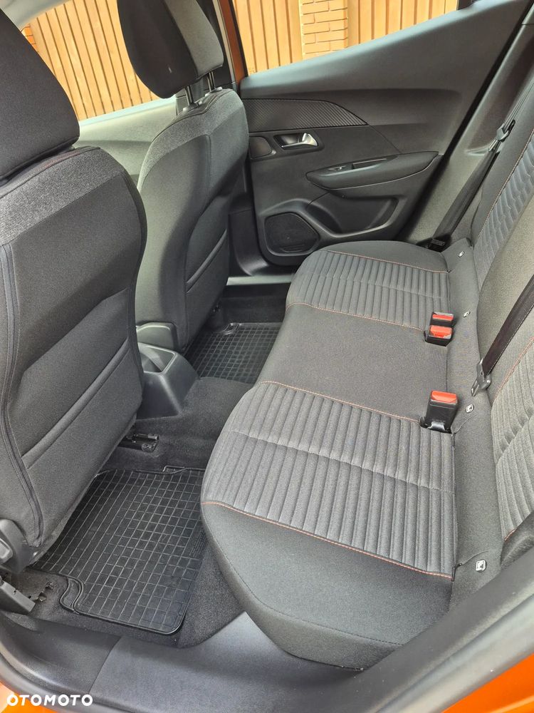 Peugeot 2008 1.2 PureTech Active Pack S&S - 9