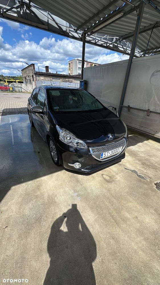 Peugeot 208 1.4 VTi Allure - 15