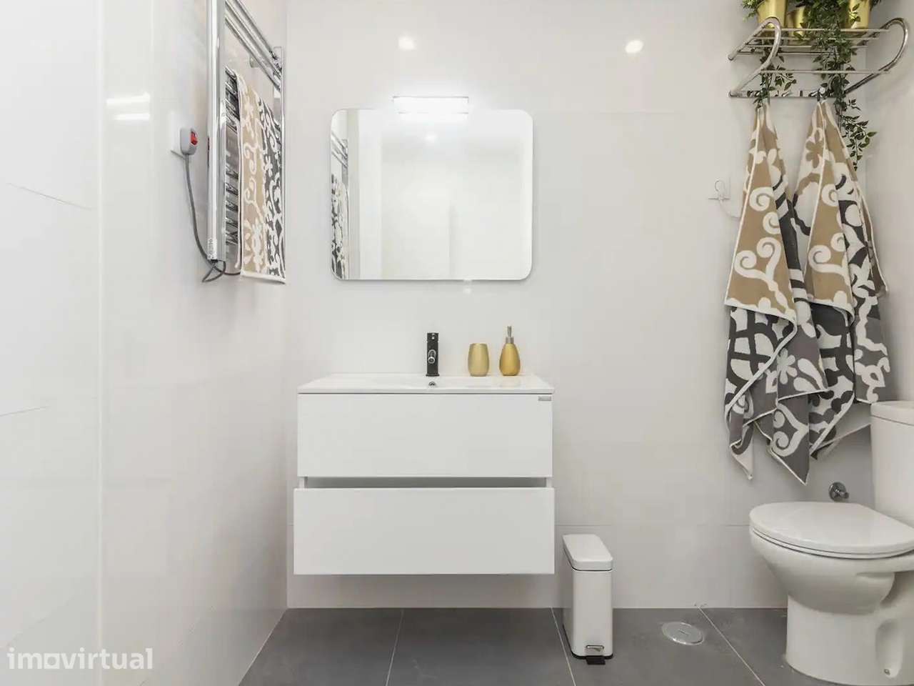 Apartamento T0 em São Domingos de Benfica - Grande imagem: 5/17