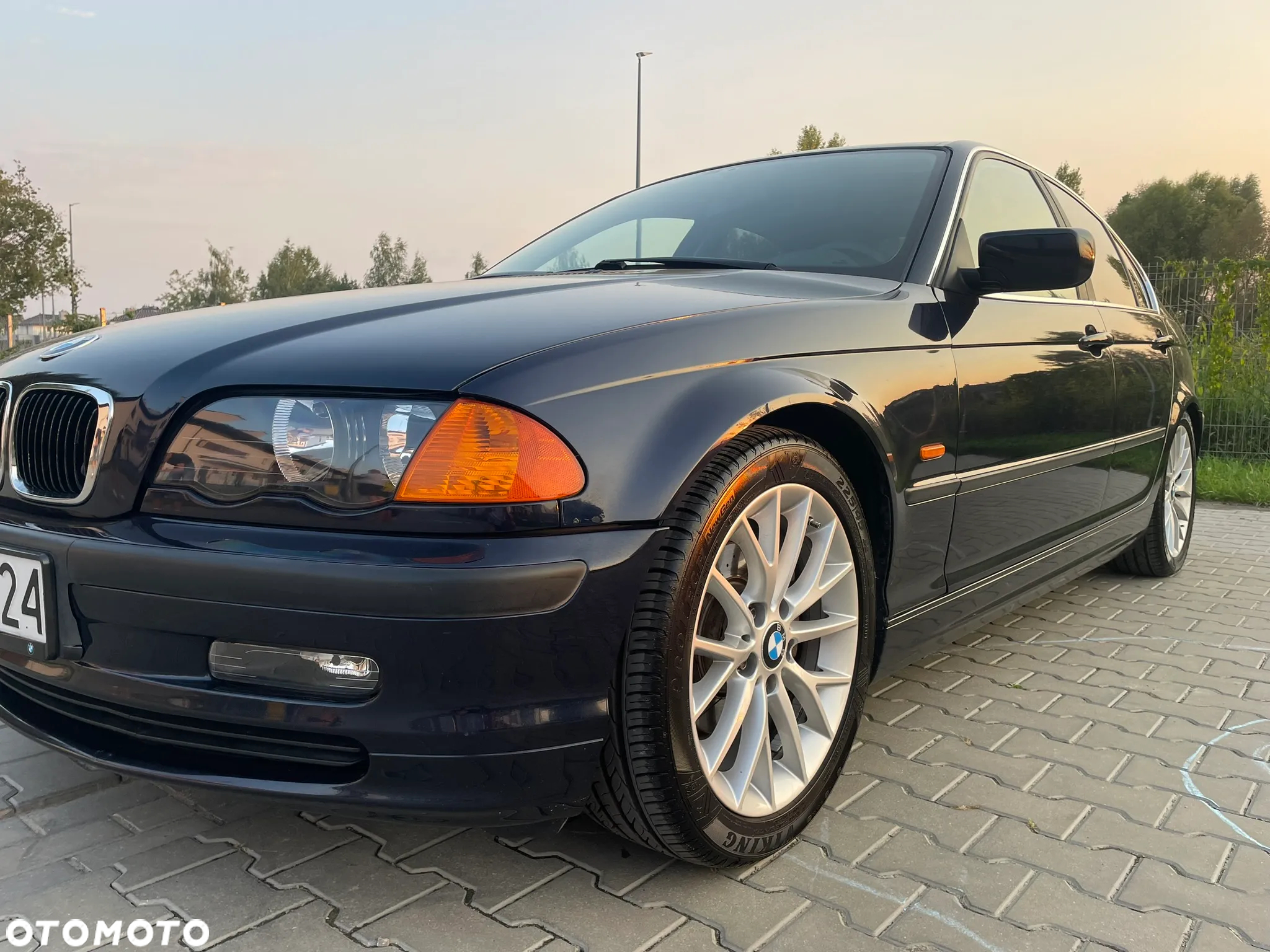 BMW Seria 3 320i - 6