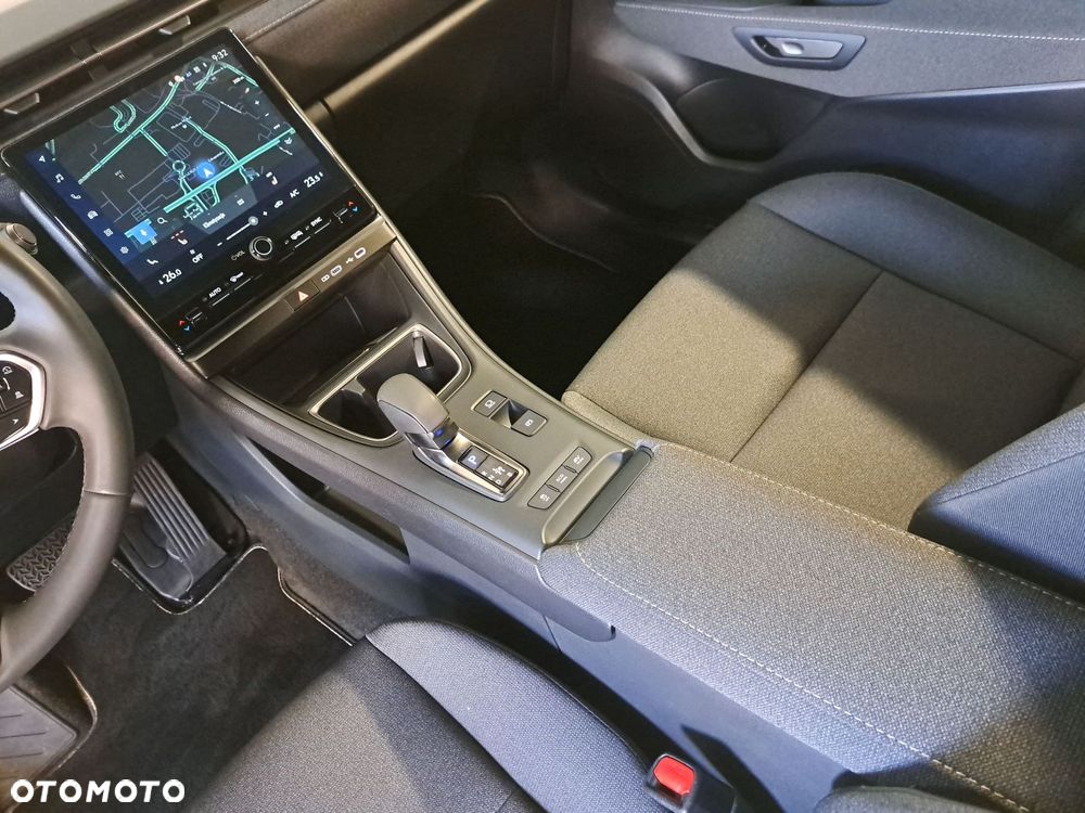 Lexus LBX 1.5 Hybrid - 27