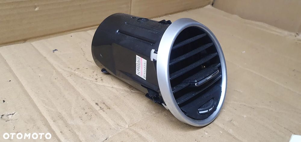 Kratka nawiewu powietrza prawa lewa środkowa Mercedes ML W164 A1648302154 - 2