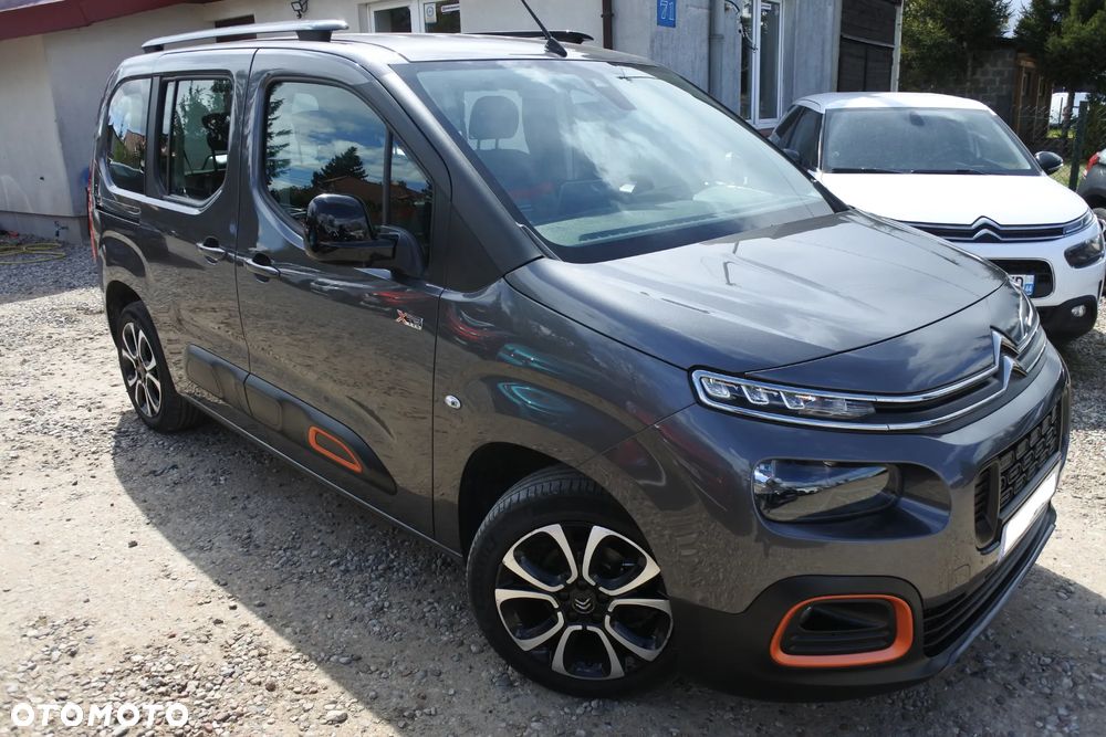 Citroën Berlingo XL PureTech 110 SHINE - 2