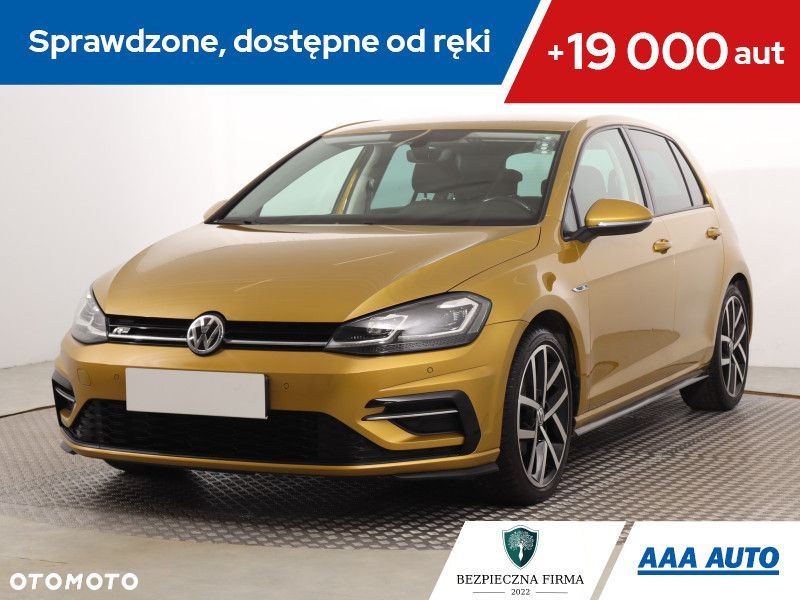 Volkswagen Golf - 1