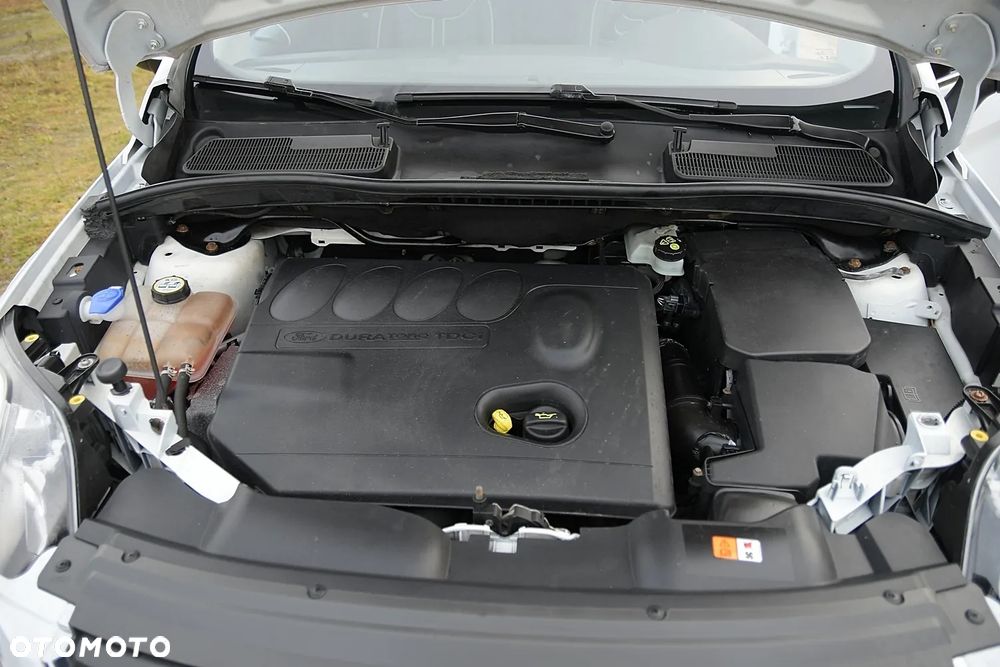 Ford Kuga 2.0 TDCi 4x4 Titanium - 35