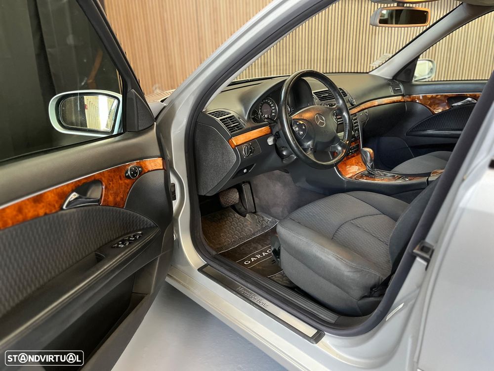 Mercedes-Benz E 220 CDI Auto Elegance - 8